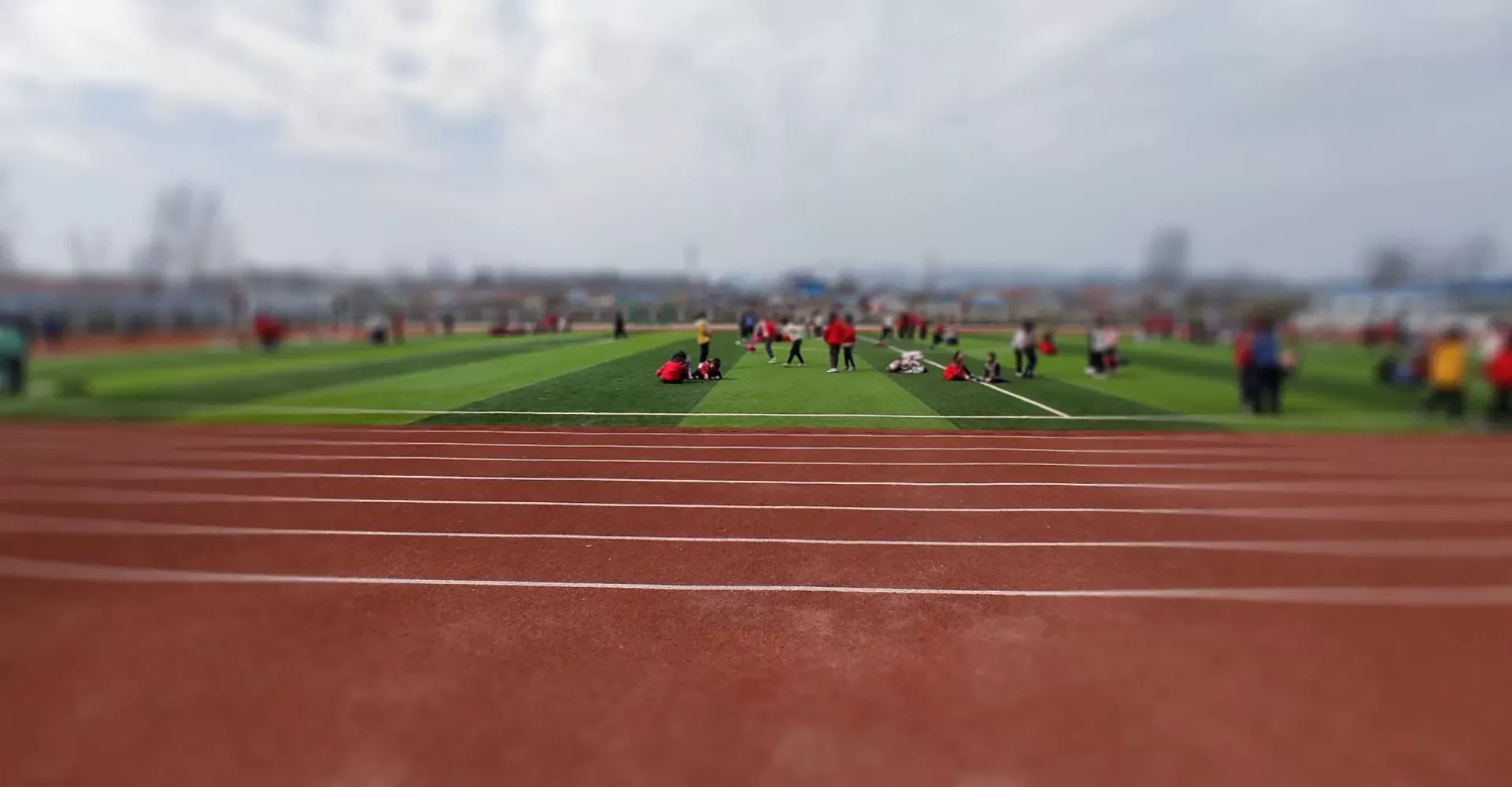 关于九游娱乐 连续多年获评行业合规经营标杆，以专利技术与高标准交付赢得顶级版权方信任。的战略发展与核心成果